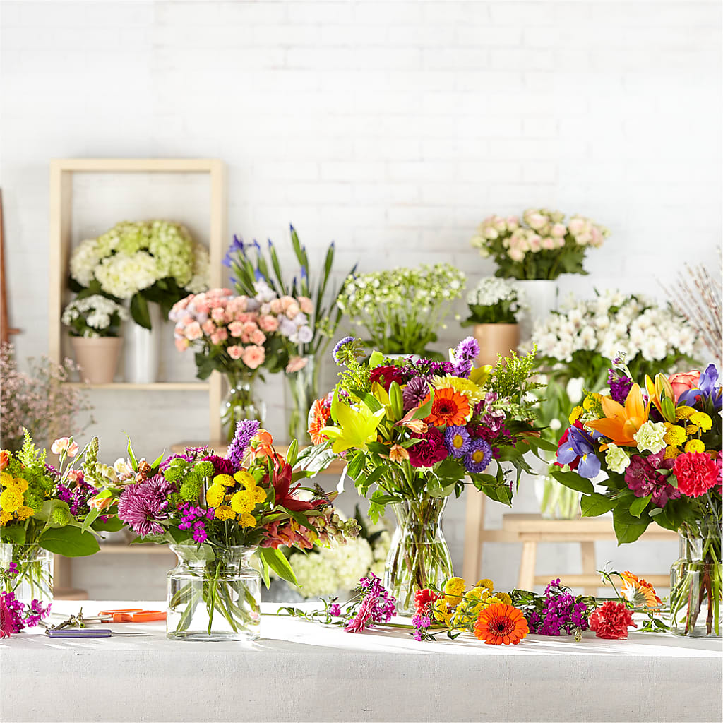 Bold & Bright – A Florist Original – Four Seasons Flowers, Guelph ON