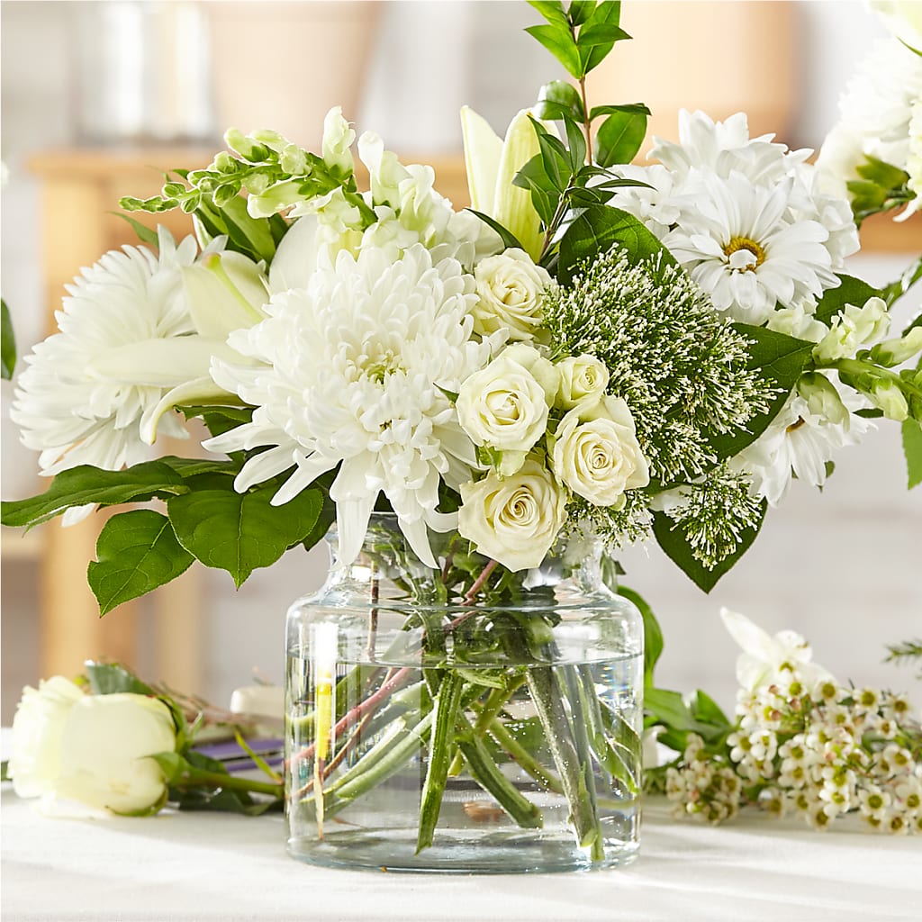 Classic Ivory – A Florist Original – Four Seasons Flowers, Guelph ON