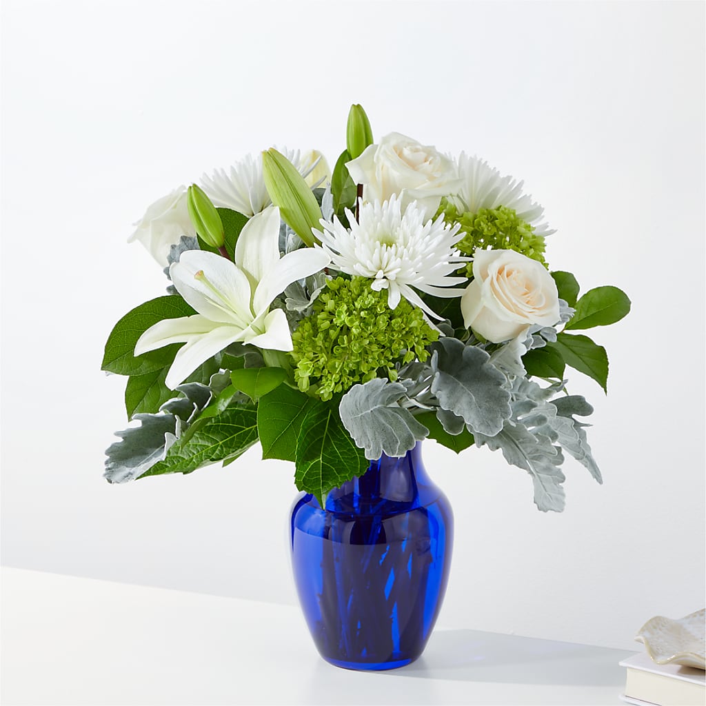 Snowy Dreams Bouquet – Four Seasons Flowers, Guelph ON