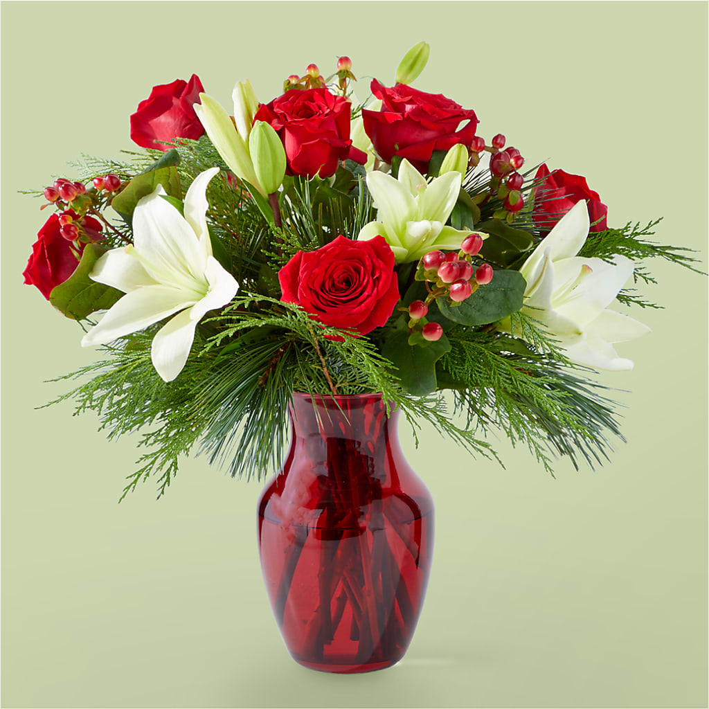 Evergreen Delight Bouquet – Four Seasons Flowers, Guelph ON