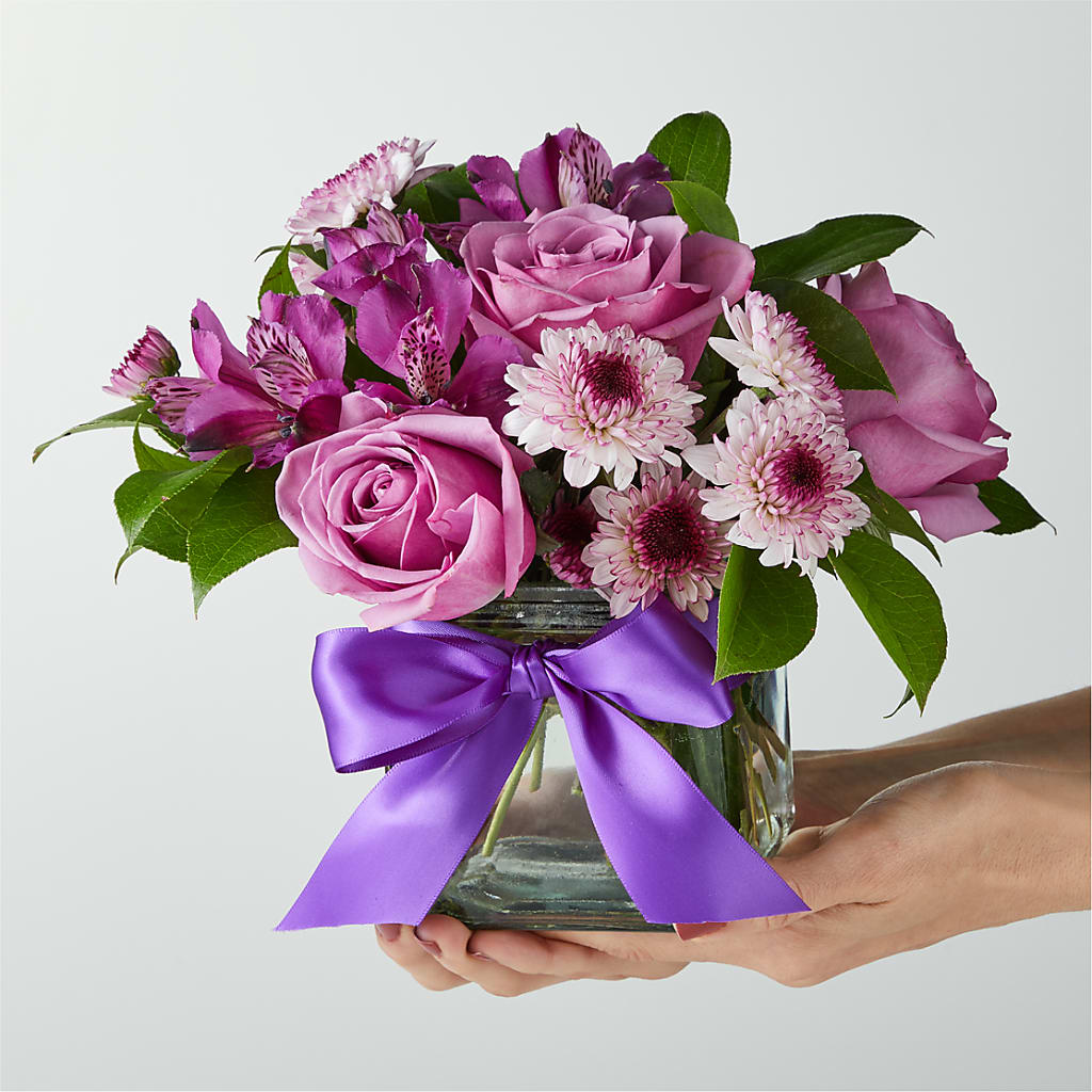 Sugarplum Bouquet –  Four Seasons Flowers, Guelph ON