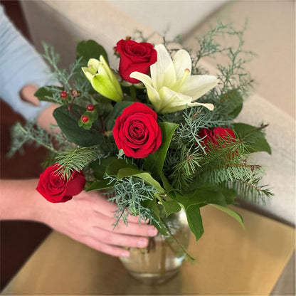 Glittering Lights Bouquet –  Four Seasons Flowers, Guelph ON