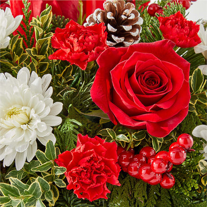 Holiday Soiree Centerpiece –  Four Seasons Flowers, Guelph ON